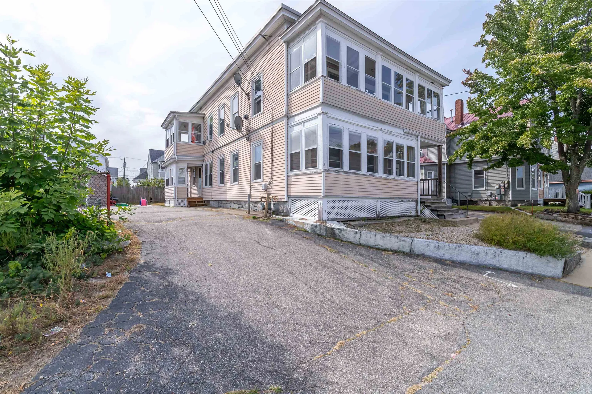111 Ash Street Nashua NH 03060