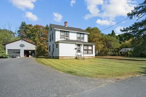 10 Roseland Road Newport NH 03773