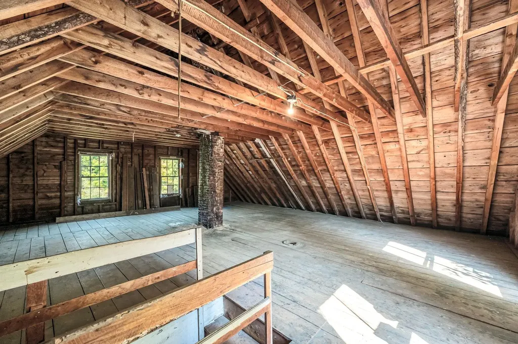 20 Newell Hill Wardsboro VT 05360