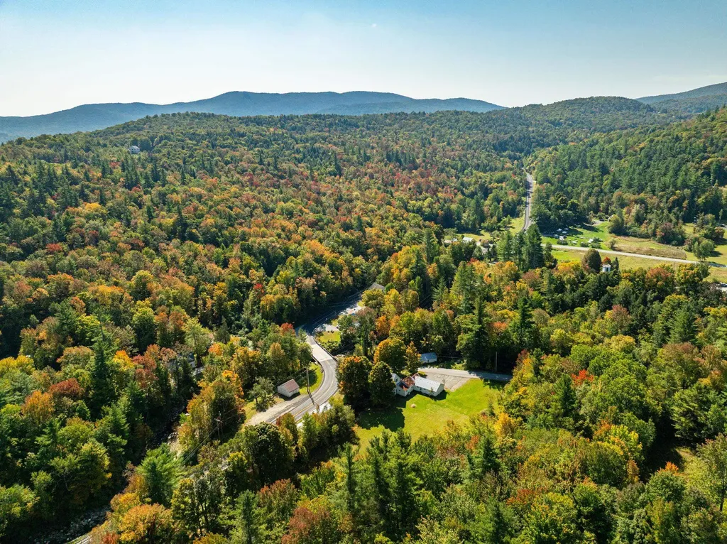 20 Newell Hill Wardsboro VT 05360