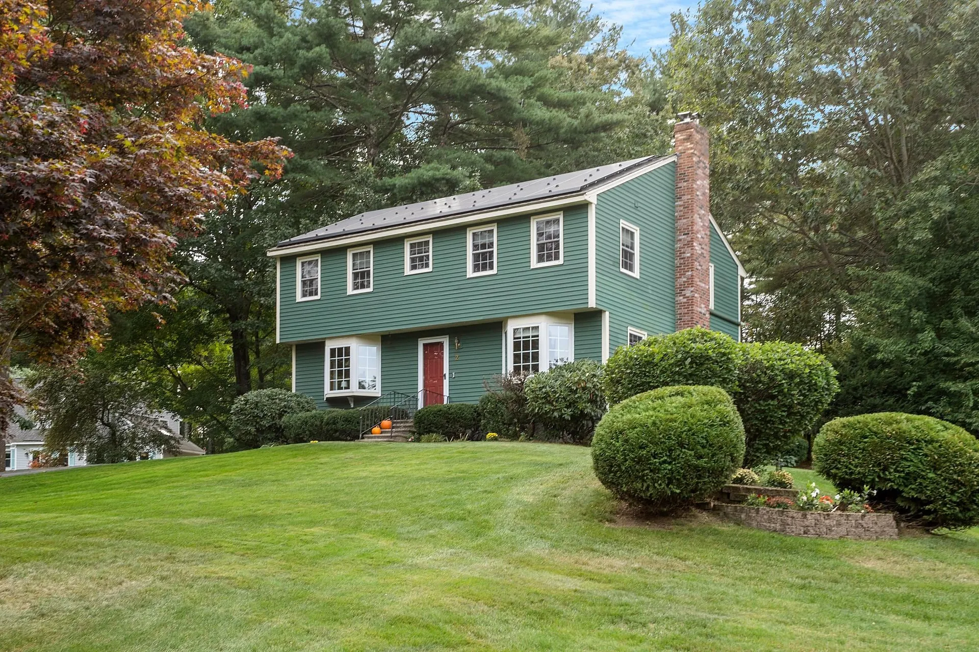 2 Priscilla Lane Londonderry NH 03053