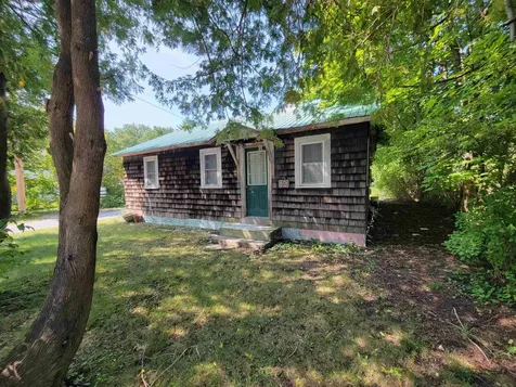 19 Garden Lane Brandon VT 05733