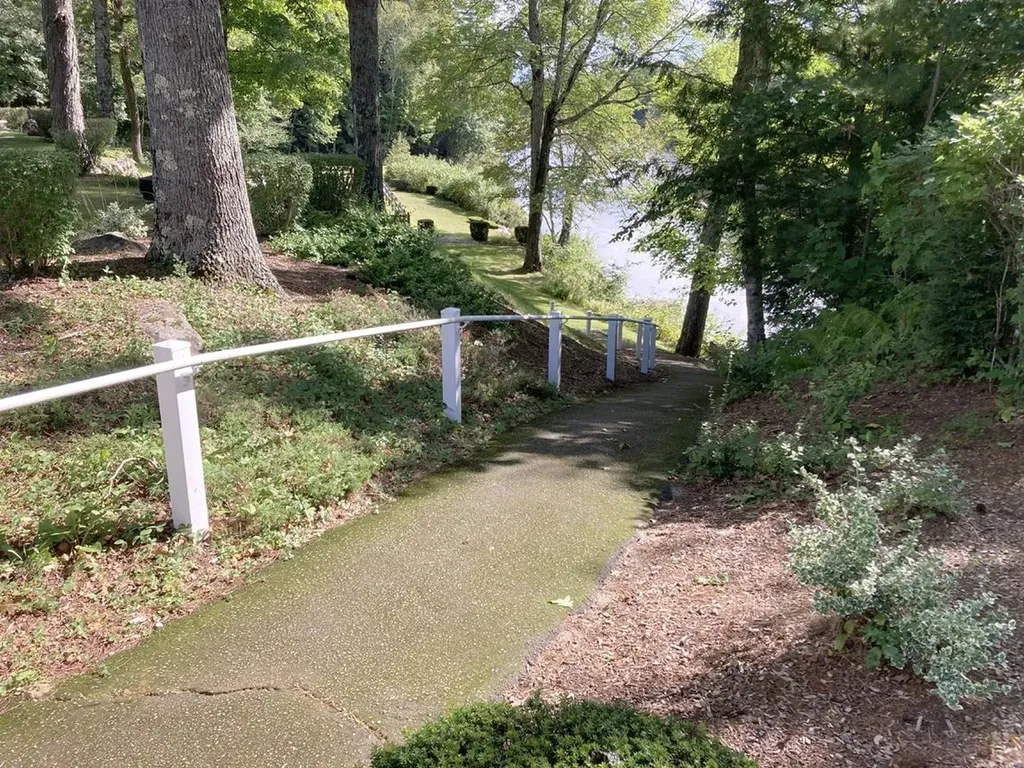 44 Mountain River Avenue Thornton NH 03285