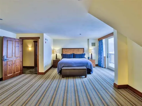 7412 Mountain Road Stowe VT 05672