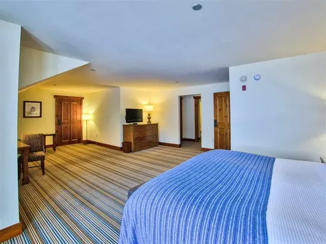 7412 Mountain Road Stowe VT 05672