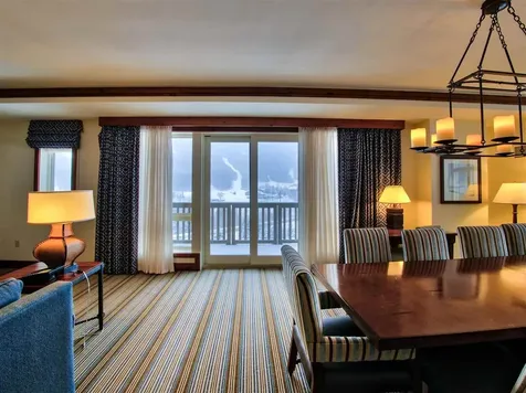 7412 Mountain Road Stowe VT 05672