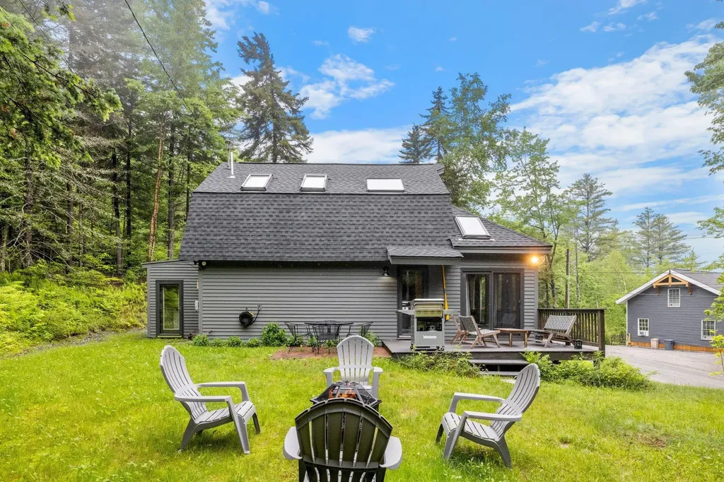 28 Skytop Drive Newbury NH 03255