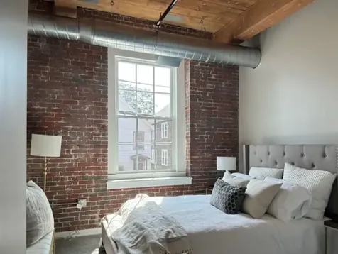 110 East Hollis Street Nashua NH 03060