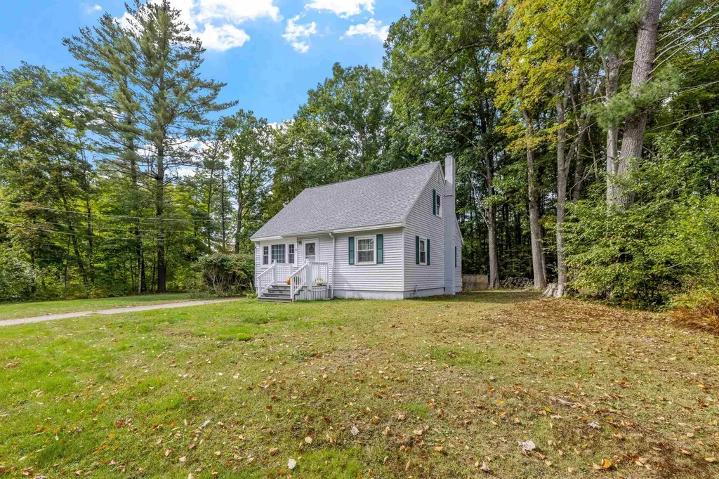 38 Duffy Street Franklin NH 03235
