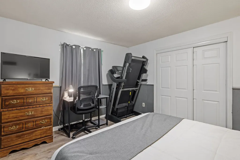 38 Duffy Street Franklin NH 03235