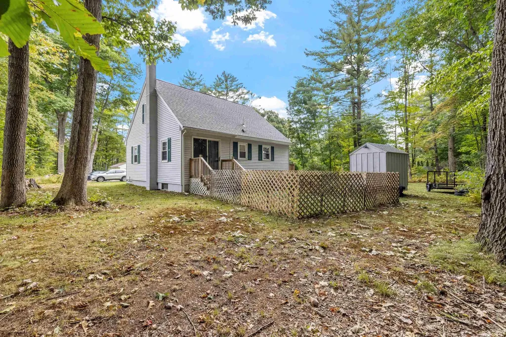 38 Duffy Street Franklin NH 03235