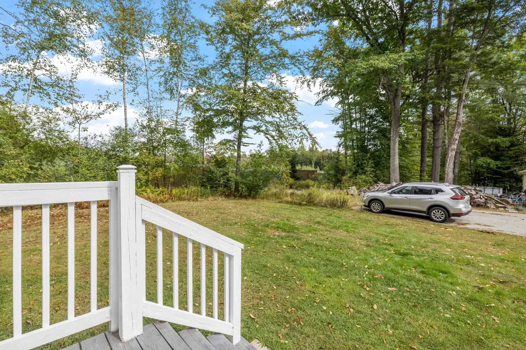 38 Duffy Street Franklin NH 03235