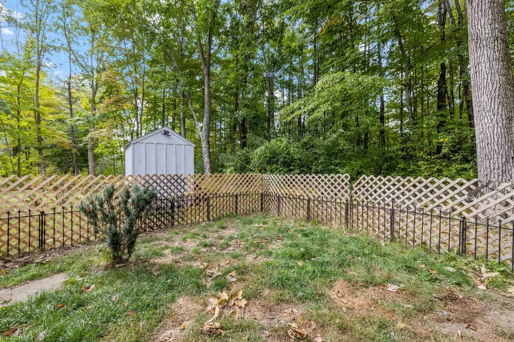 38 Duffy Street Franklin NH 03235