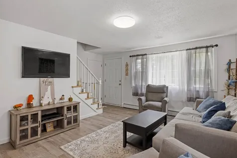 38 Duffy Street Franklin NH 03235