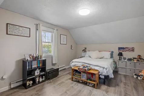 38 Duffy Street Franklin NH 03235