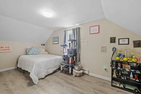 38 Duffy Street Franklin NH 03235