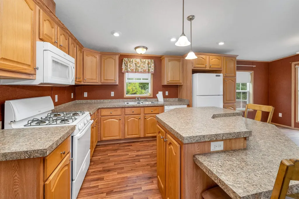 401 King Arthur Court Exeter NH 03833