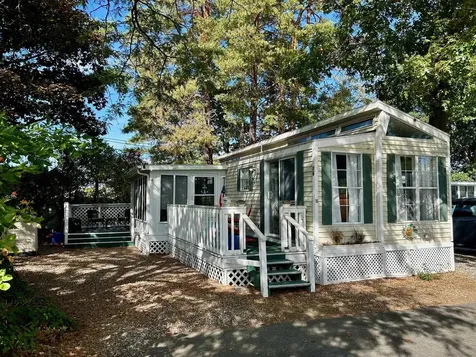 308 State Route 286 Seabrook NH 03874