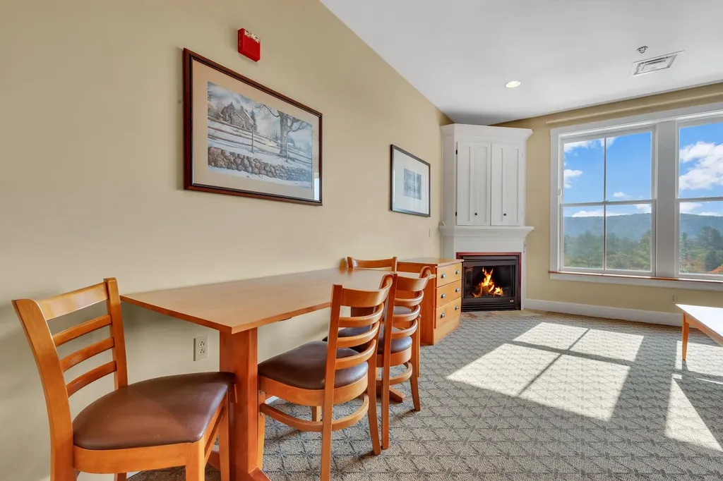 418 Q2 Jackson Gore Inn Ludlow VT 05149