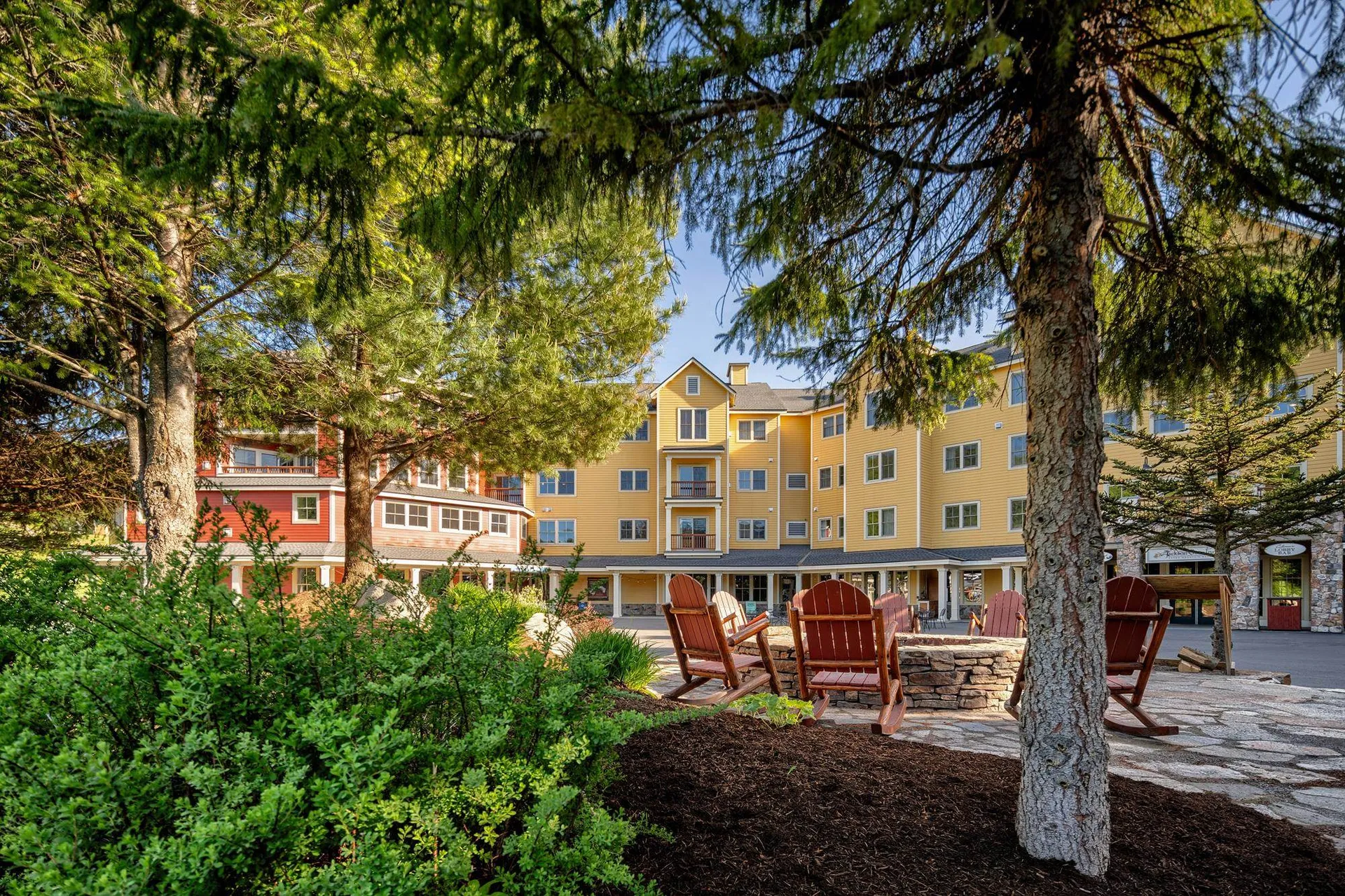 418 Q2 Jackson Gore Inn Ludlow VT 05149