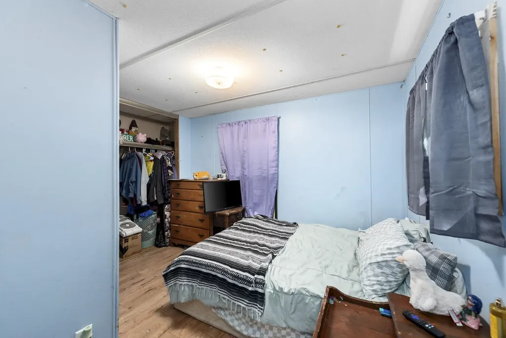 12 Shirley's Way Plymouth NH 03264