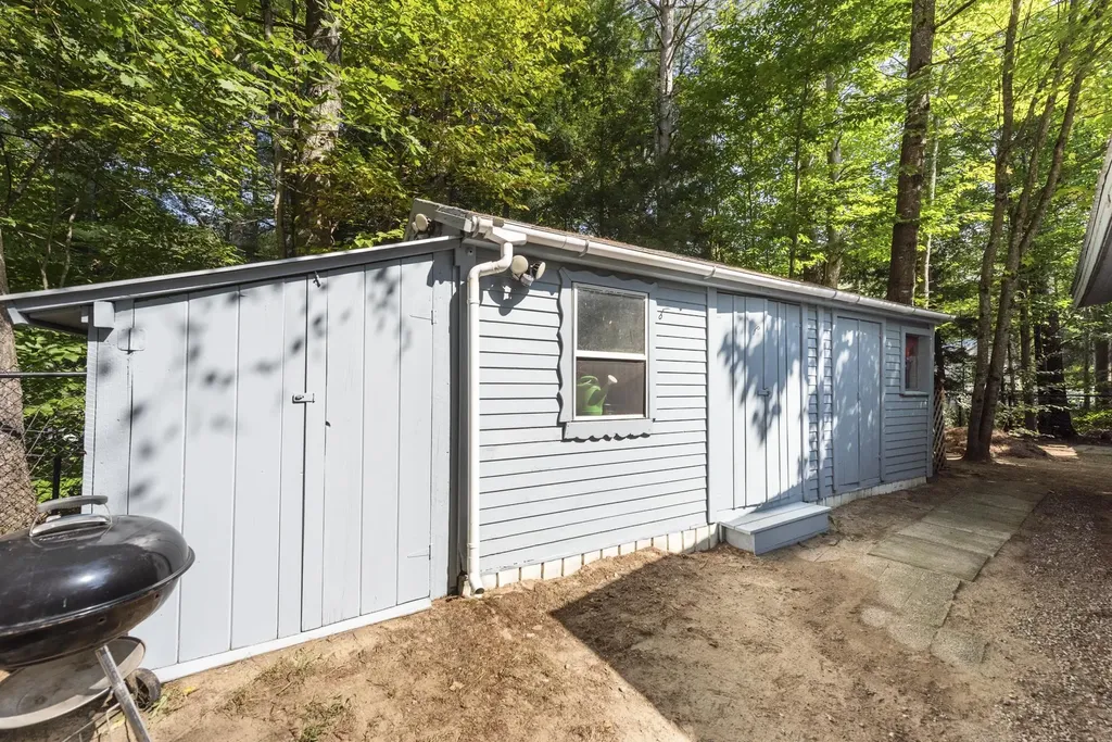 12 Shirley's Way Plymouth NH 03264