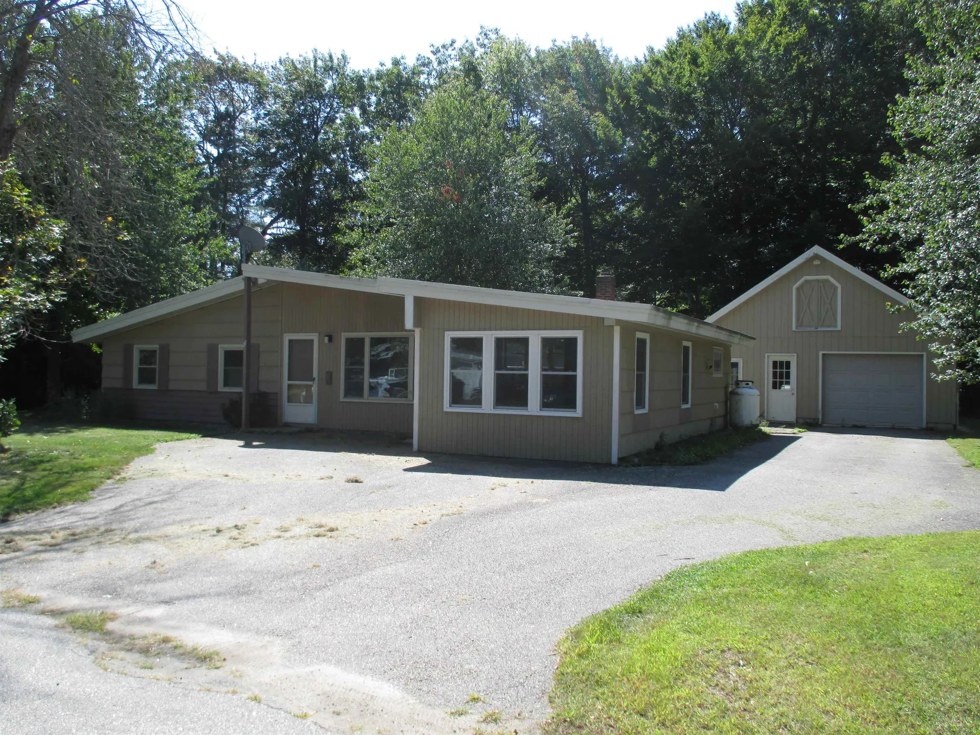 27 Birch Drive Dover NH 03820