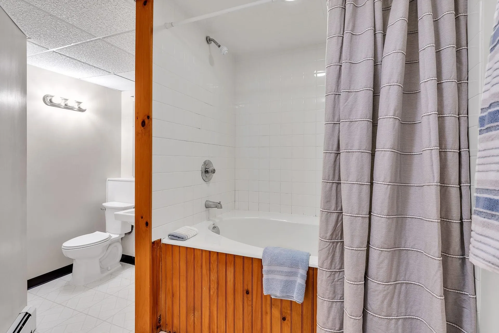 782 Falls Road Shelburne VT 05482