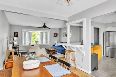 782 Falls Road Shelburne VT 05482