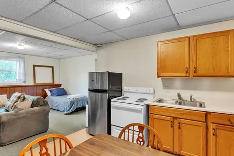 782 Falls Road Shelburne VT 05482