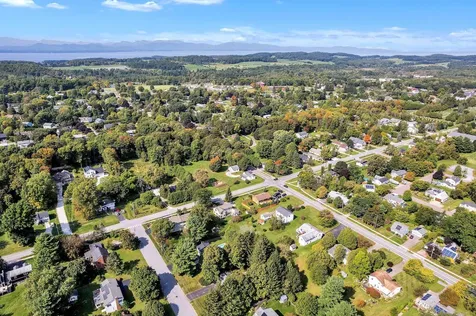 782 Falls Road Shelburne VT 05482