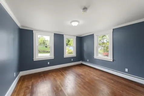 77 High Street Bristol NH 03222