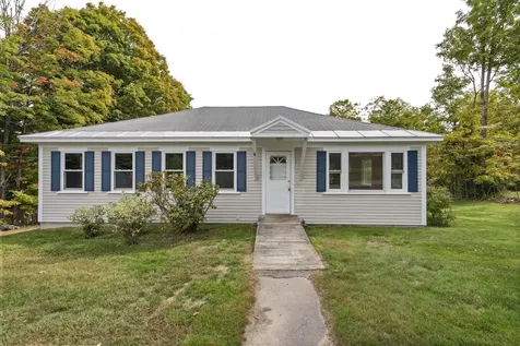 77 High Street Bristol NH 03222