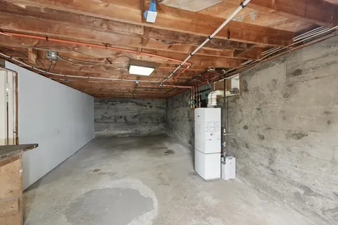 77 High Street Bristol NH 03222