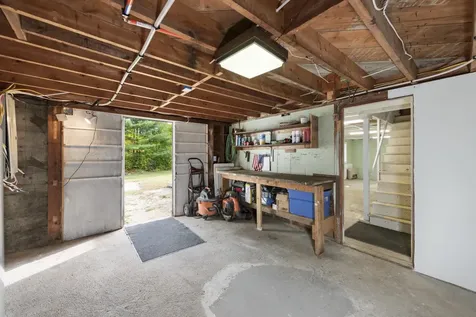 77 High Street Bristol NH 03222