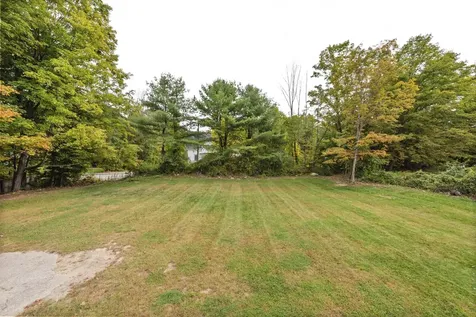 77 High Street Bristol NH 03222