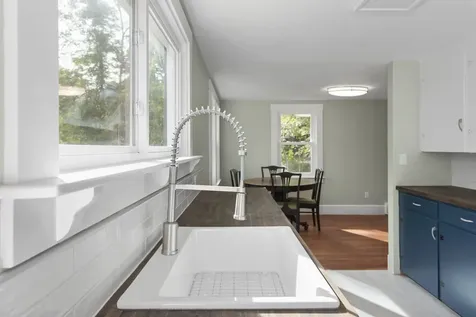 77 High Street Bristol NH 03222