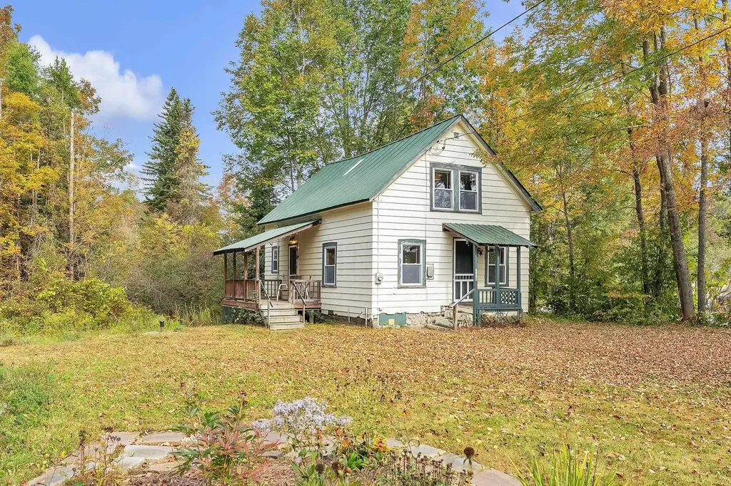 2321 Cookeville Road Corinth VT 05039