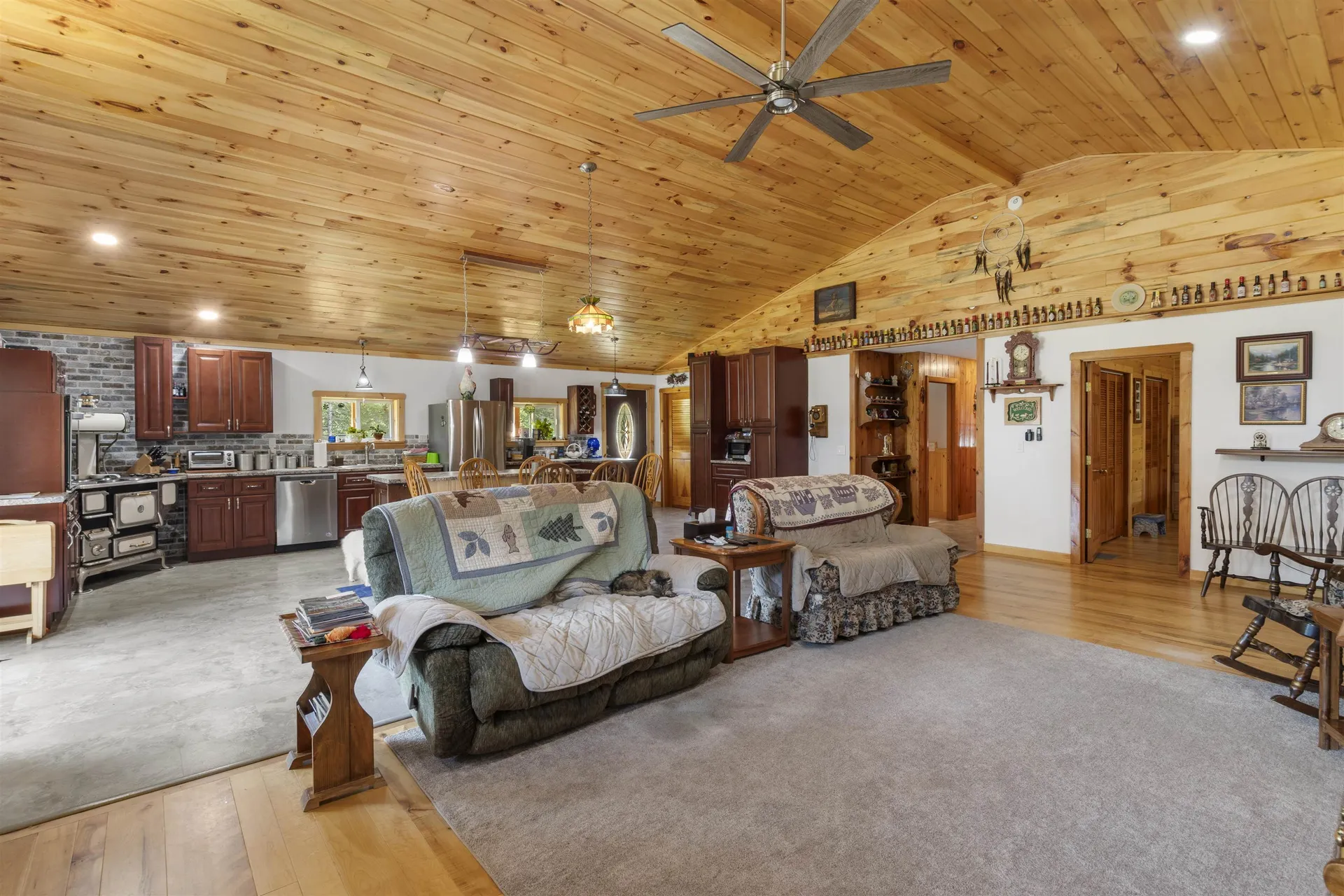 6026 Vt Route 114 Canaan VT 05903