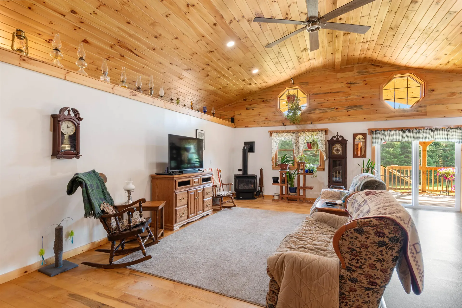 6026 Vt Route 114 Canaan VT 05903