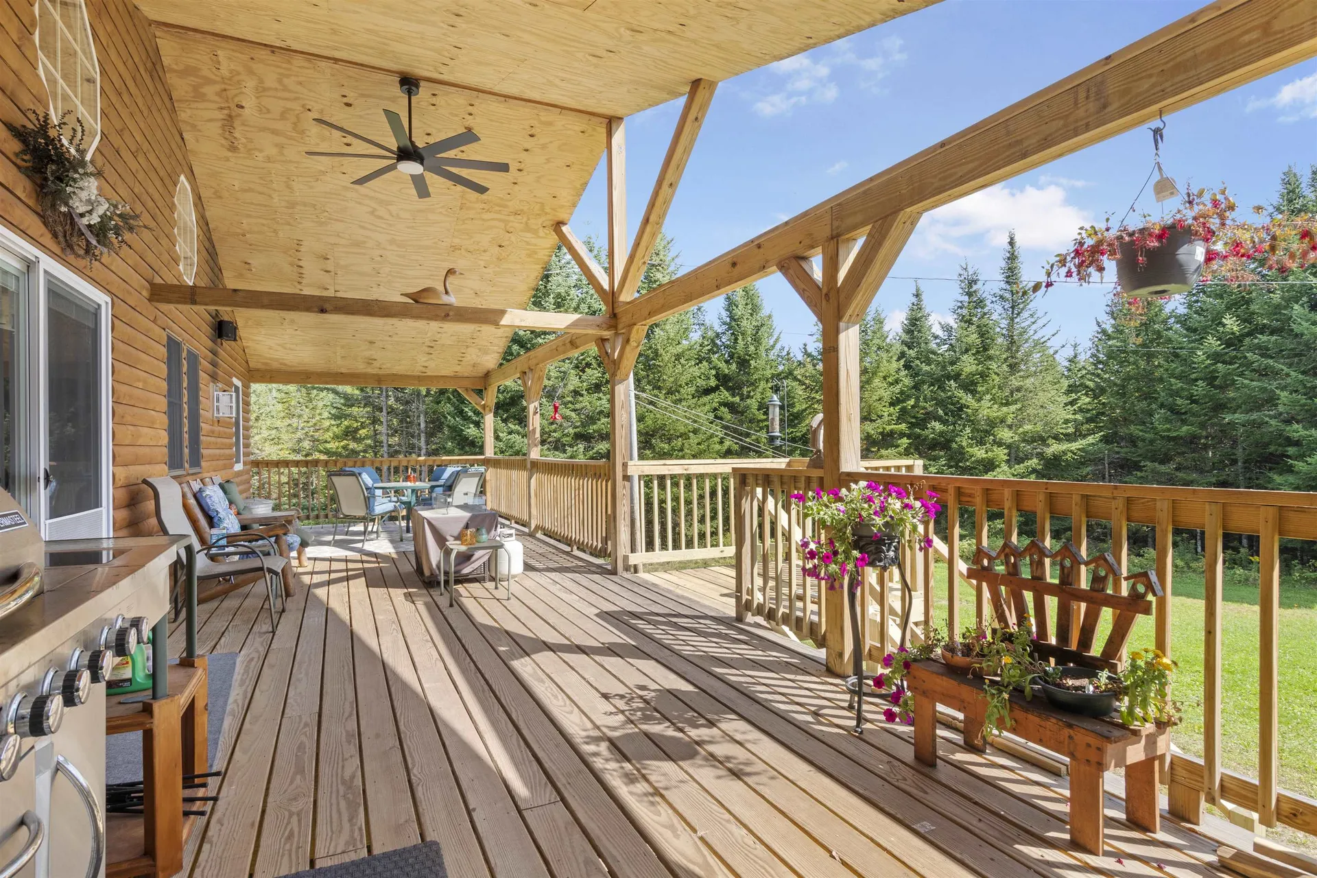 6026 Vt Route 114 Canaan VT 05903