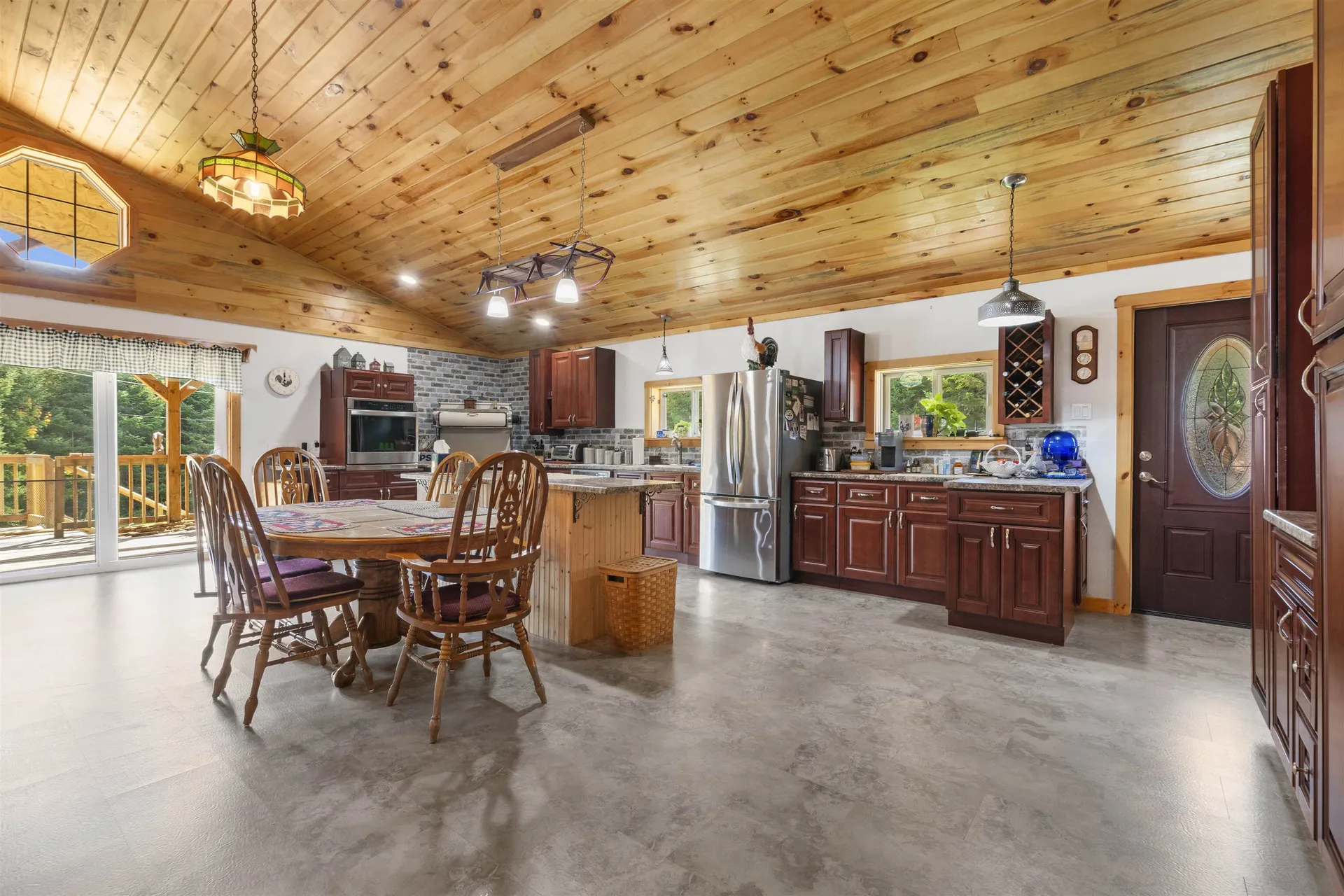 6026 Vt Route 114 Canaan VT 05903