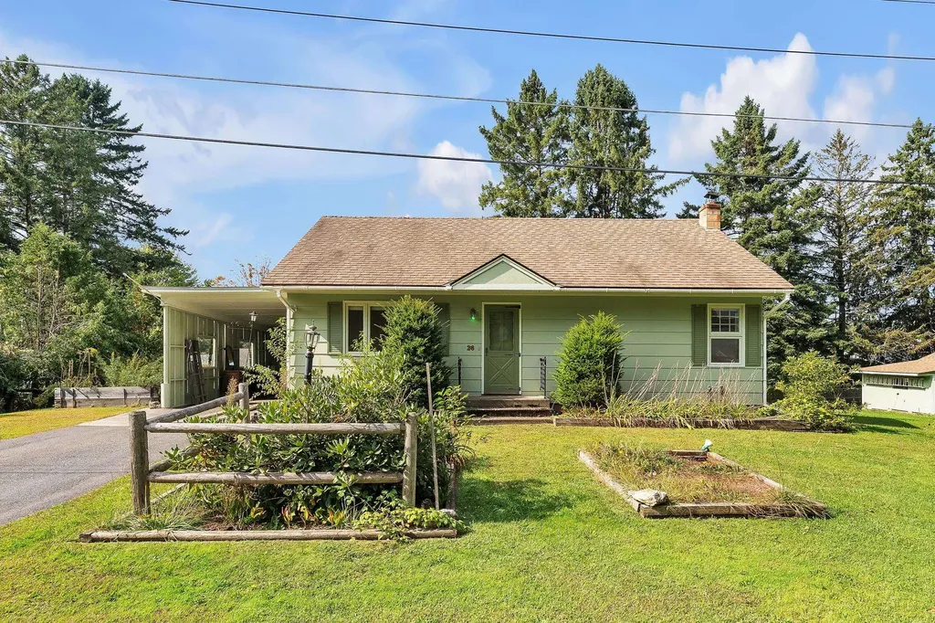 28 Deerfield Avenue Barre Town VT 05641