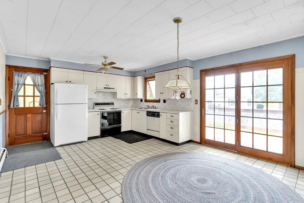 28 Deerfield Avenue Barre Town VT 05641