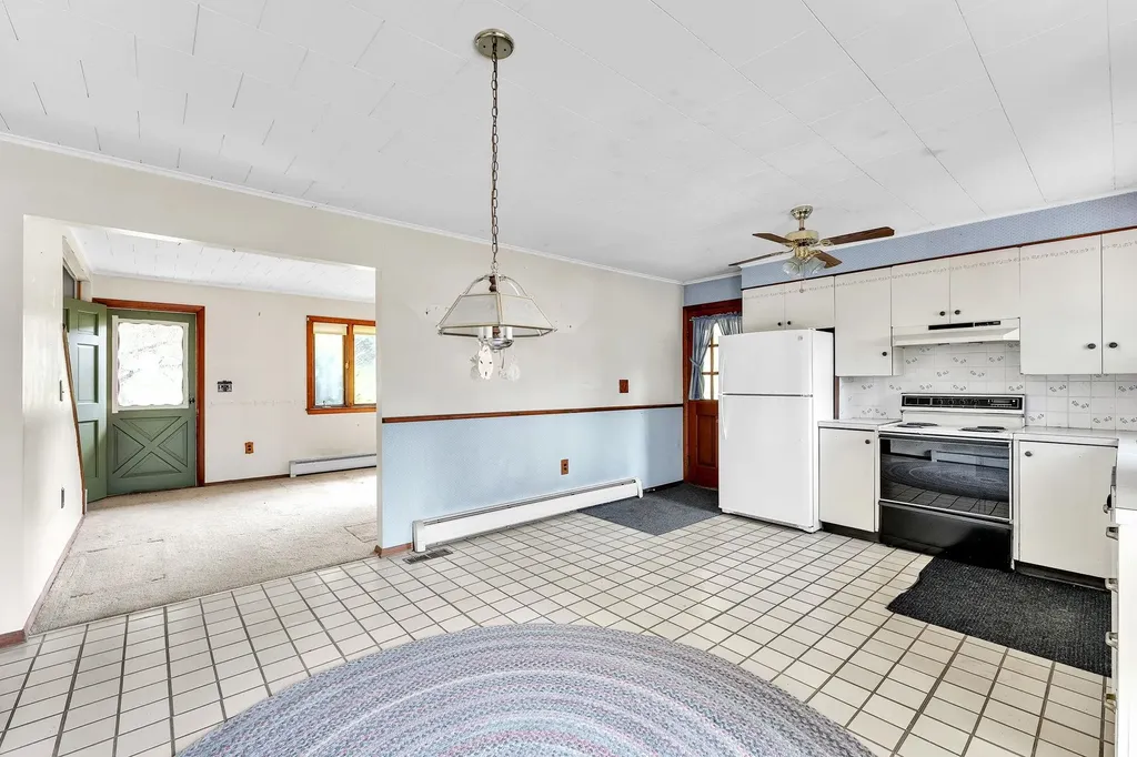 28 Deerfield Avenue Barre Town VT 05641