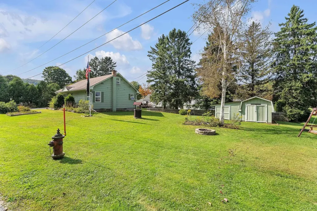 28 Deerfield Avenue Barre Town VT 05641