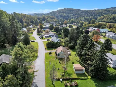 28 Deerfield Avenue Barre Town VT 05641