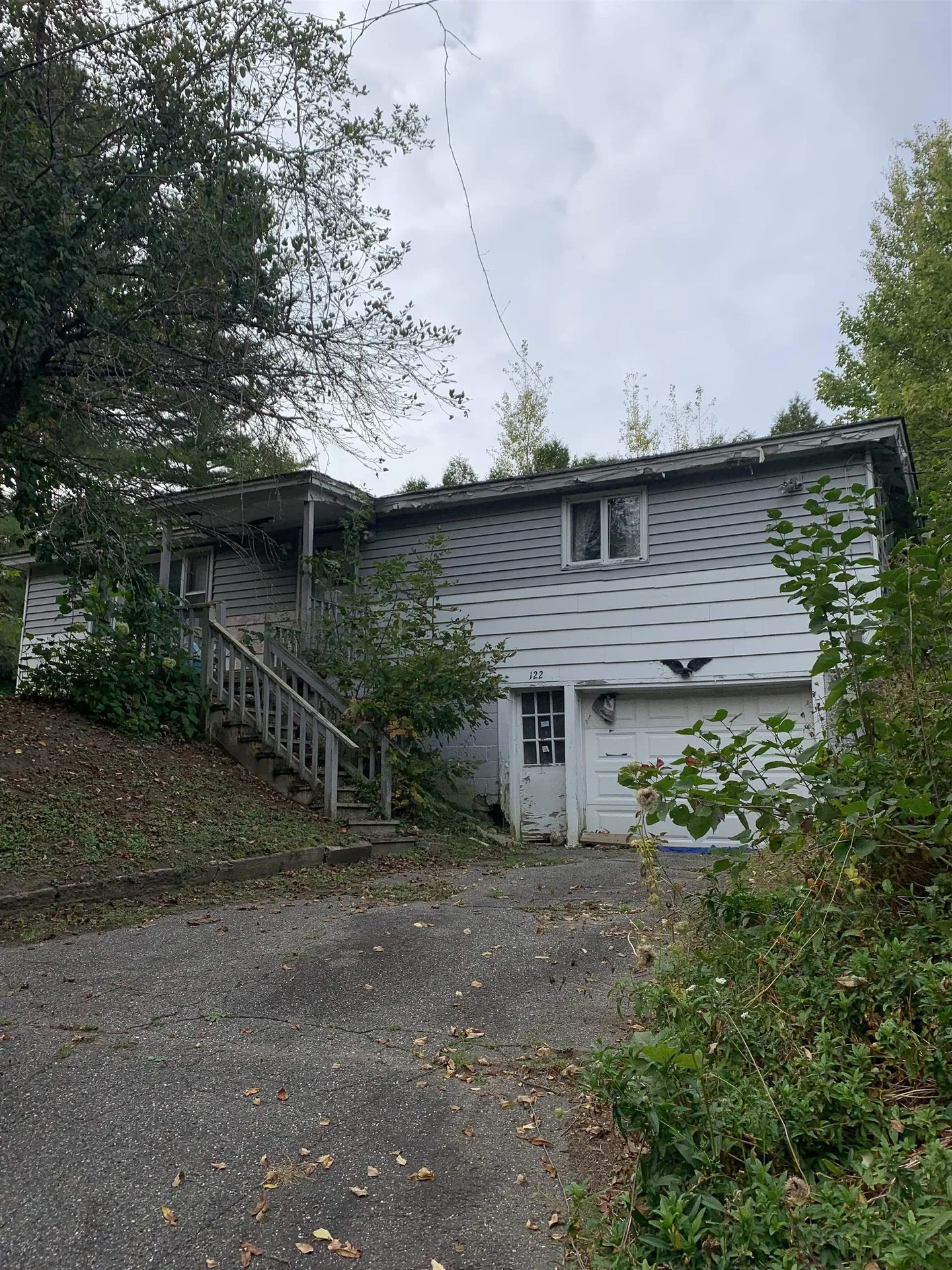 122 Raymond Avenue Newport City VT 05855