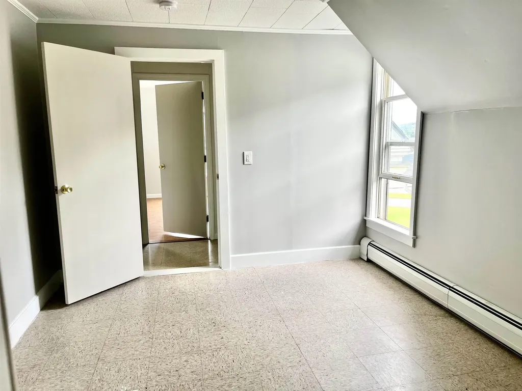 122 Cross Street Newport City VT 05855