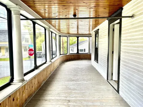 122 Cross Street Newport City VT 05855